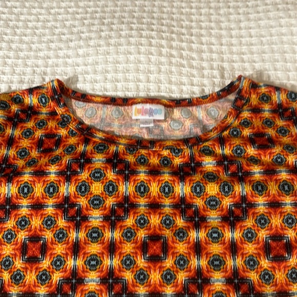 LuLaRoe Women’s Julia Dress/Size: Large/Red-Orange-Black 'Firey' Geometric (NWT) - Picture 4 of 10